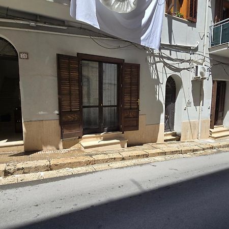 Casa Francesca 2 Lofty Appartement Castellammare del Golfo Buitenkant foto